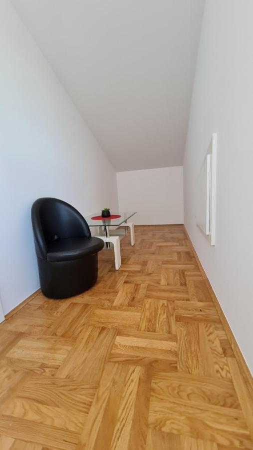 נובליה Apartmani Dami מראה חיצוני תמונה